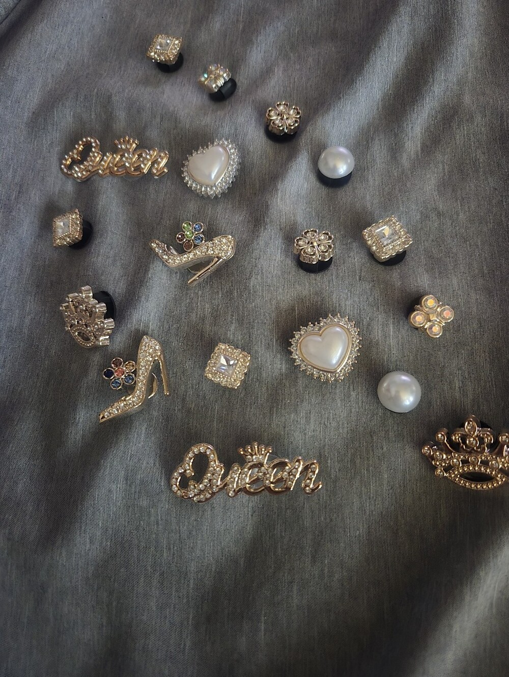 Jibbitz Shoe Charms Gold White Pearls Flowers Bling